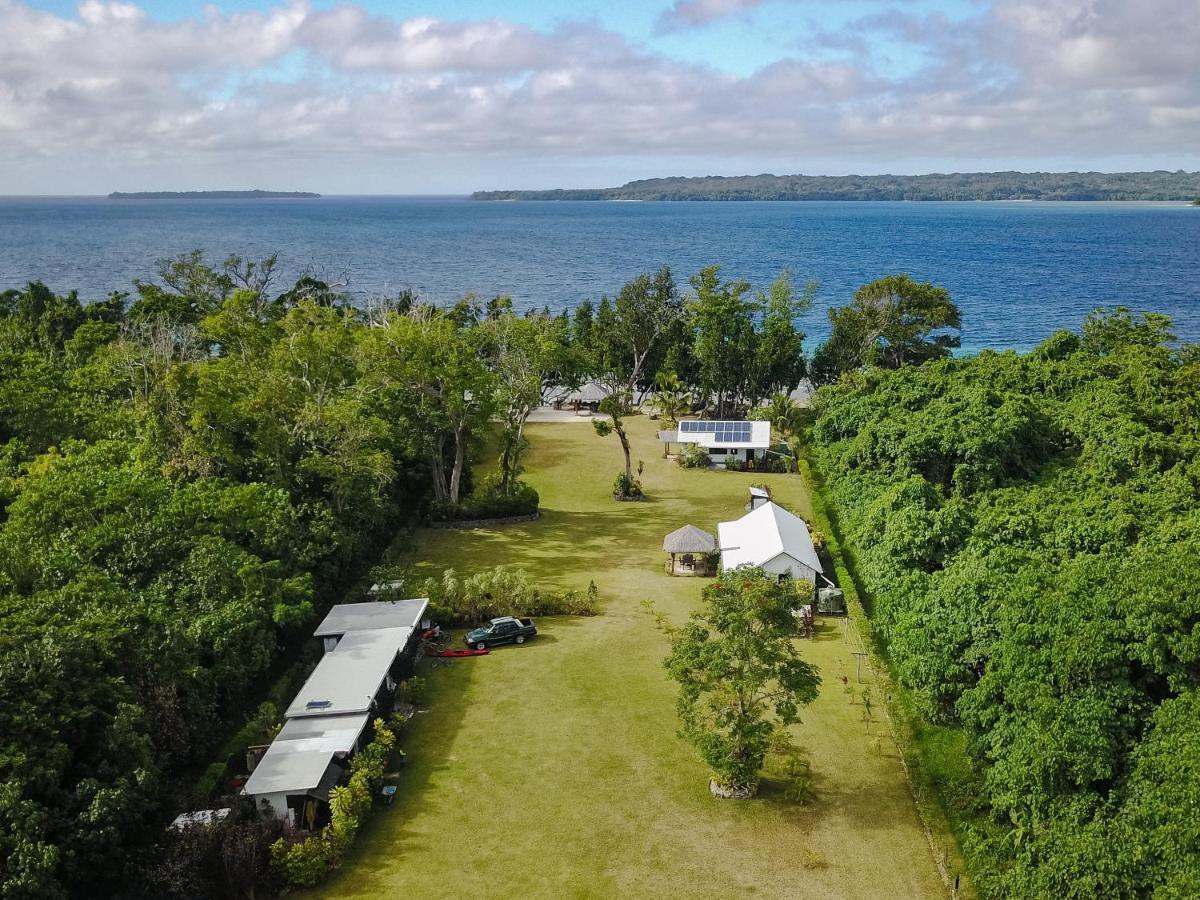 Island View Cottages Luganville Exteriör bild